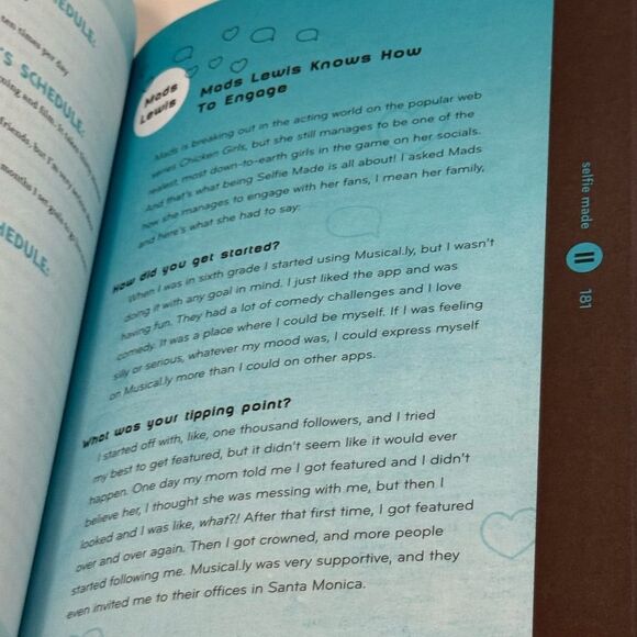 Selfie Made Book by Meridith Valiando Rojas Social Media Influencer How-To Guide - Picture 7 of 7